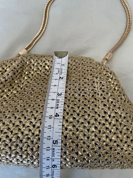Stunning Metallic Gold Woven Shoulder Clutch with Chain Strap - Picture 7 of 8